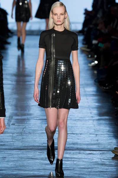 Look 13
